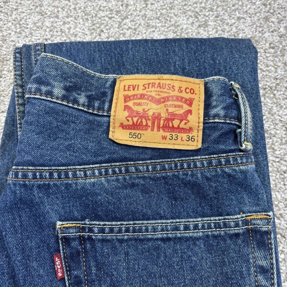 Levis 550 Jeans Mens 33x36 Blue Medium Wash Relaxed Tapered Denim Pants Casual